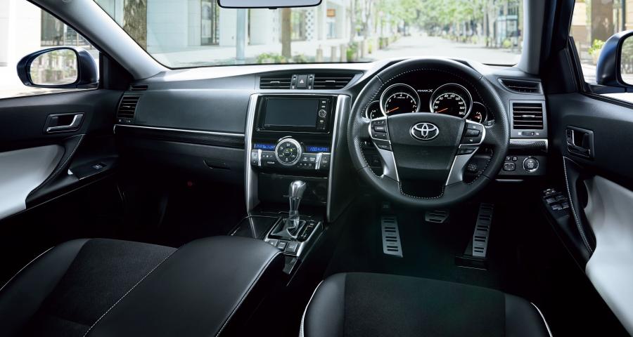 Торпедо Toyota Mark X 250RDS (GRX130) 2016 года  (фото 8 из 10)
